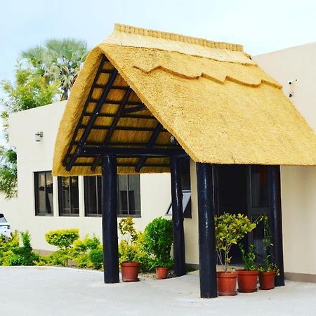 Etang Guesthouse Nata المظهر الخارجي الصورة